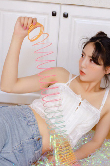 男吃女人雙乳免費觀看30分鐘