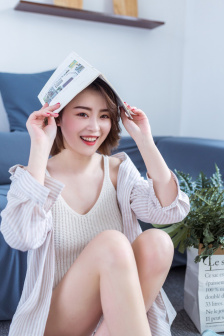 在線街拍免費一區二區