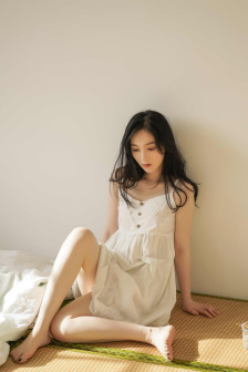 周震南在廁所吃播