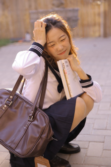 凹凸世界第四季全集免費觀看