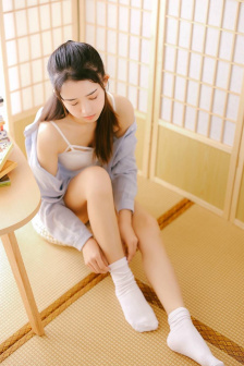 伽羅太華躺床流白色分泌物