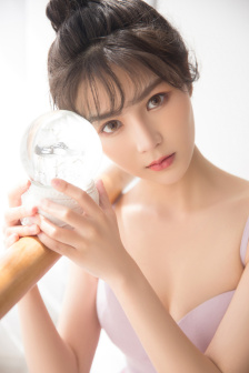 學長突然把自慰器開到最大