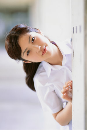 兩人晚上打撲克