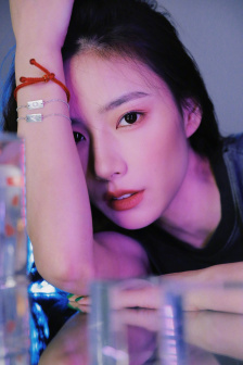 黑金截了一段小視頻電影