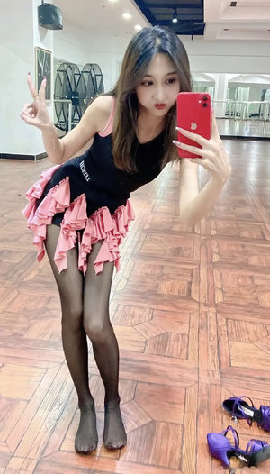 在公交車里C弄到高C了怎么辦