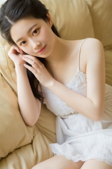 小雪乖…把腿張開一點視頻