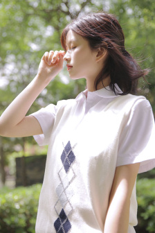 國產卡一卡二卡3卡四卡精品