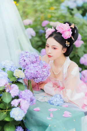 老師好爽你下面水好多視頻