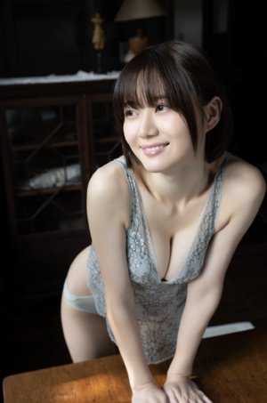 美國日均新增病例降至25萬例