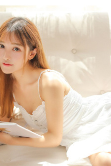 邁開腿給我看看你的草莓印