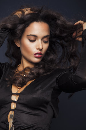 他似火 (軍婚 高干 婚戀)全文免費閱讀