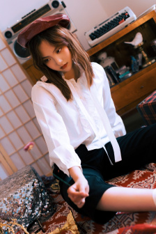 巜人妻初嘗云雨被灌滿精H漫畫