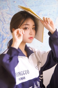 翁虹《玉尺經》