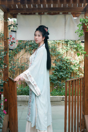 一進去一爽又粗又大