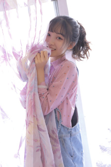 《囚禁空姐》完整版在線觀看