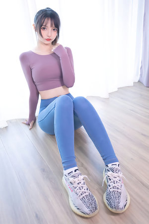 女主被父子二人共同擁有的小說