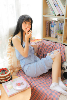 廣場舞雕花的馬鞍