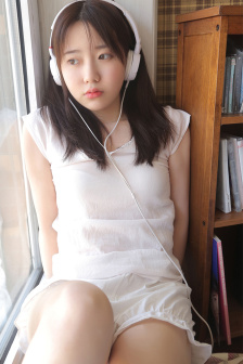 校園女生模擬器