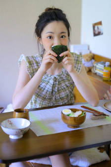 年輕的母親在線觀看