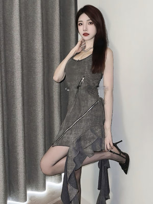 叔嫂春藥山洞小說