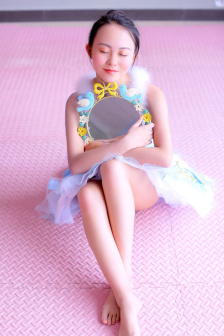 成人精品噴水視頻免費觀看