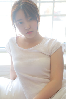 男生和女生一起打斗地主