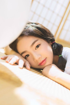 蔭蒂被男人添的好舒服