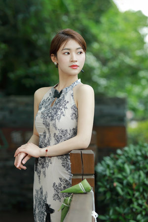 啊…前后兩根一起進來