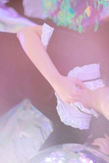 賀先去的戀戀不舍