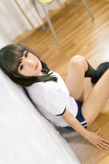 言教授要撞壞了