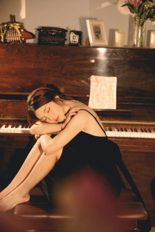 門房秦大爺和小靜第幾集在一起