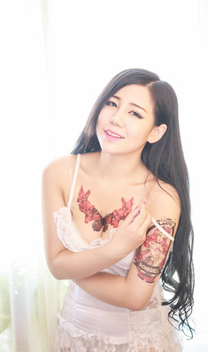 高大豐滿肥熟婦豐滿大白屁股