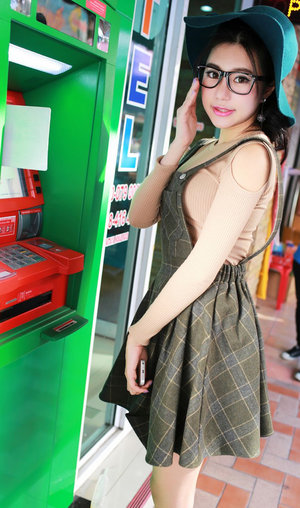 公交車上2做爰HD