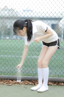 三級大乳吃奶電影