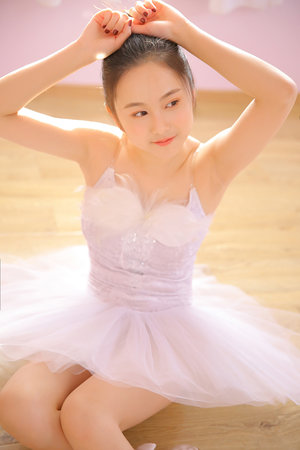 何可欣個人資料簡介