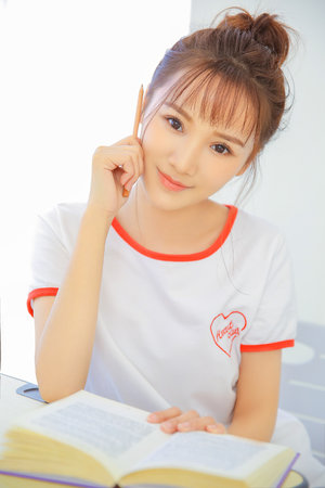 被猛男鄰居CAO到哭H漫畫69