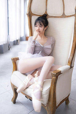 瑜伽美女