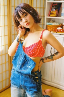 雷電將軍口球捆綁緊縛裸體