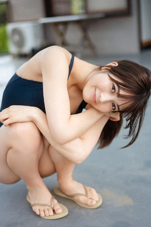 漂亮女房東老師