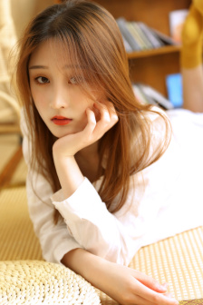 用嘴伺候女經理下面