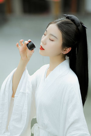 日本豐滿少婦高潮呻吟