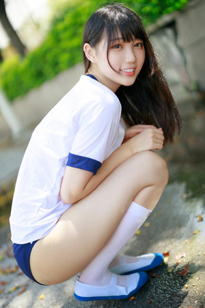 媽媽和兩個姨媽陪我過生日