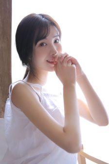 稚嫩的小身子呻吟男性受