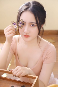 《樓梯間的秘密》插曲熱吻片段