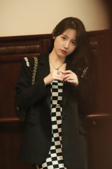 弄玉第一章1----11節