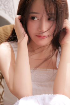 教室停電插班花原文小說