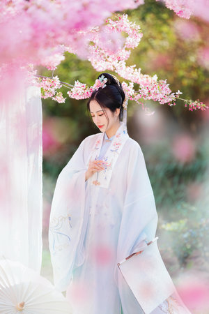 一個人看的免費在線視頻