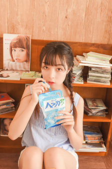 誘人的小峓子4字巴巴魚湯飯