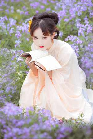 希志愛野三姐妹