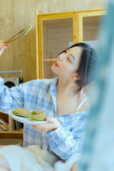 我們換個地方繼續愛大學小說